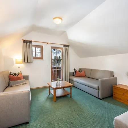 Zirbenhof אוברטאורן