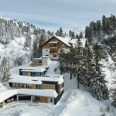 מלון דירות Zirbenhof אוברטאורן