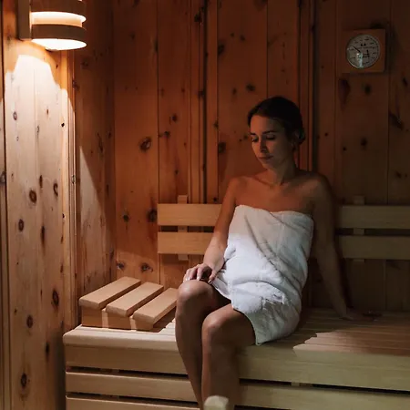 Zirbenhof מלון דירות